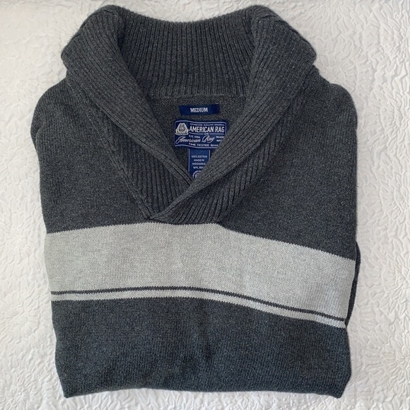 Banana Republic Men's Shawl Collar Wool Mohair Cardigan - Picture 3 of 7